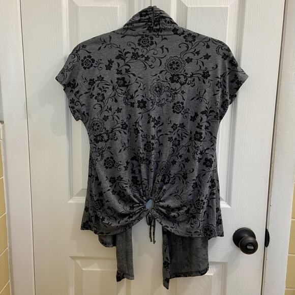 Vintage Brittany Black Gray Floral Open Front Waterfall Shrug Sweater Wrap 90s - Picture 2 of 6
